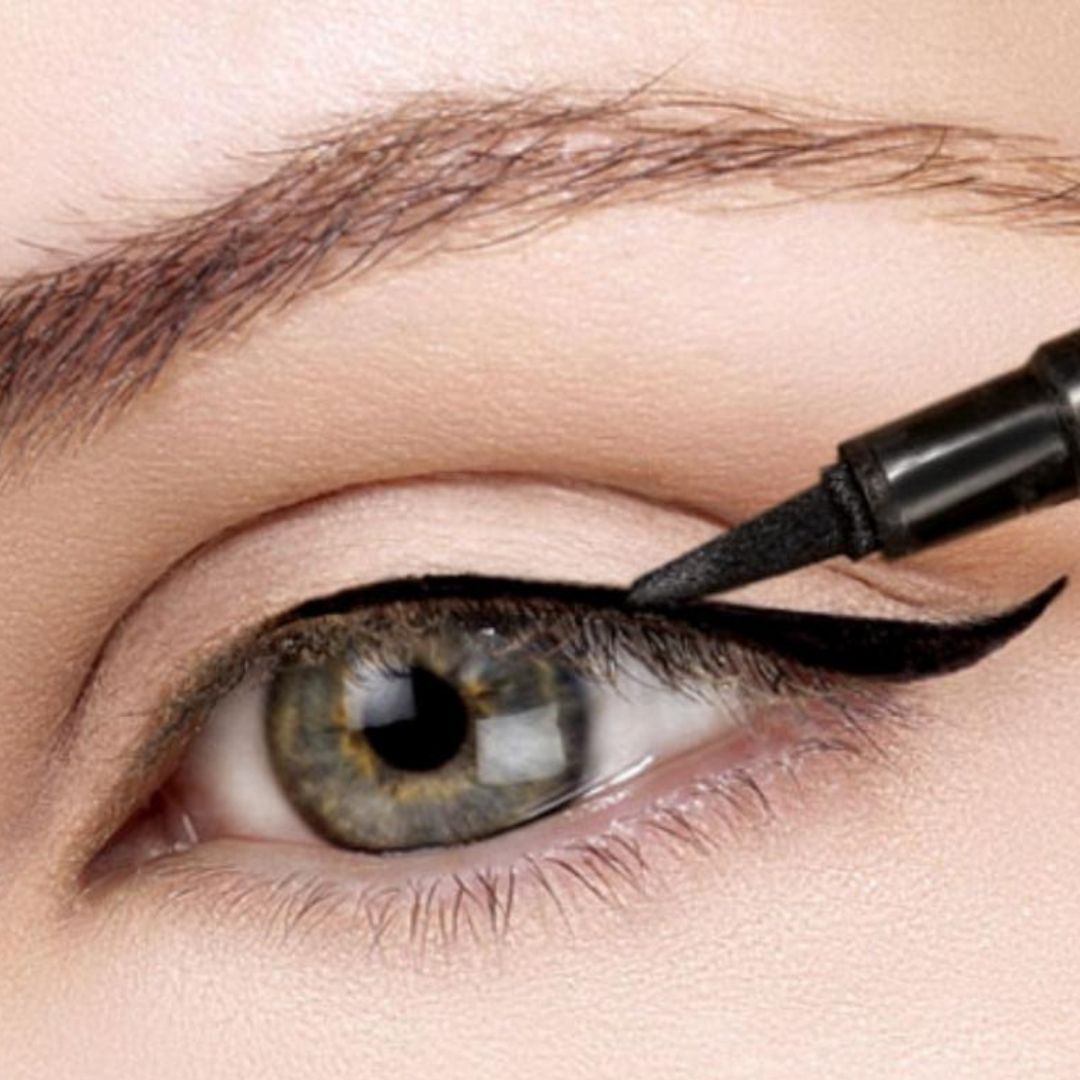 Delineador de ojos liquido